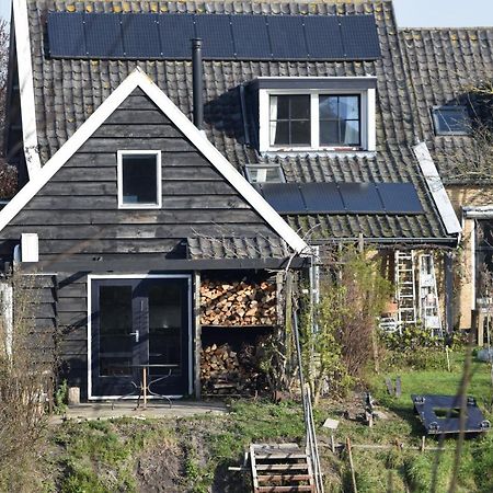 Tij Tiny House Aan Het Getijdewater In Zierikzee Villa Exteriör bild