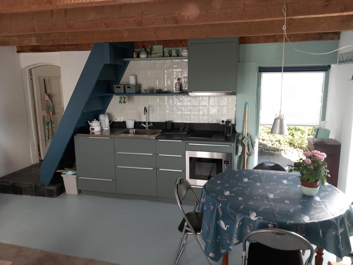 Tij Tiny House Aan Het Getijdewater In Zierikzee Villa Exteriör bild